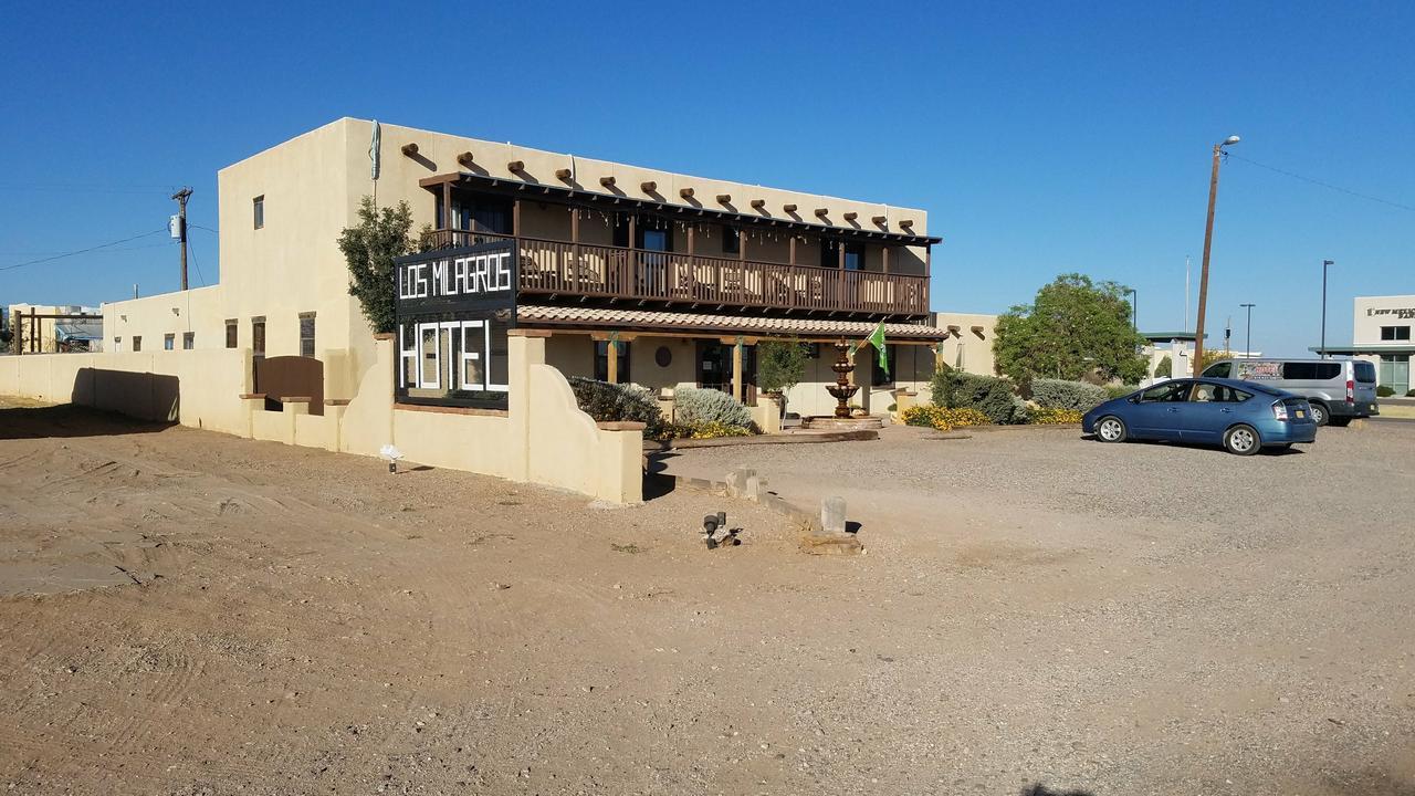 Los Milagros Hotel Columbus Exterior foto